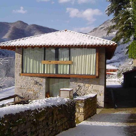 Apartamentos Rurales El Lleron Caso Zewnętrze zdjęcie